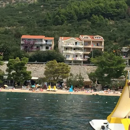 Daire Nevenka I Josko Tučepi