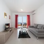 Apartament Nevenka I Josko Tučepi