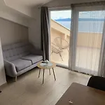 Nevenka I Josko Apartament Tučepi