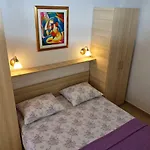 Apartament Nevenka I Josko *