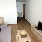 Nevenka I Josko Apartament Tučepi