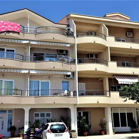 Apartament Nevenka I Josko Tučepi
